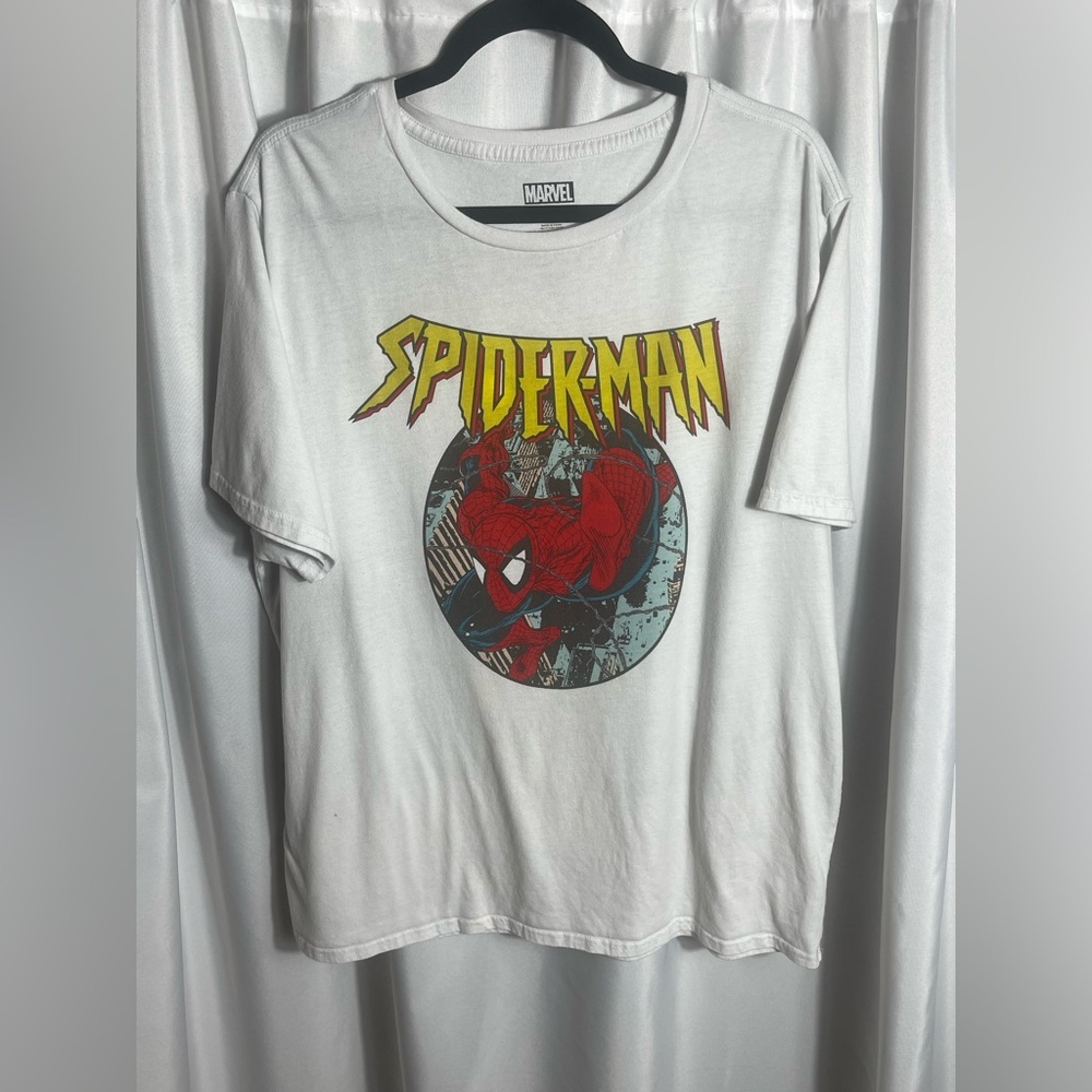 Marvel Spider-Man Comic Graphic Tee White XL Retro Superhero Shirt